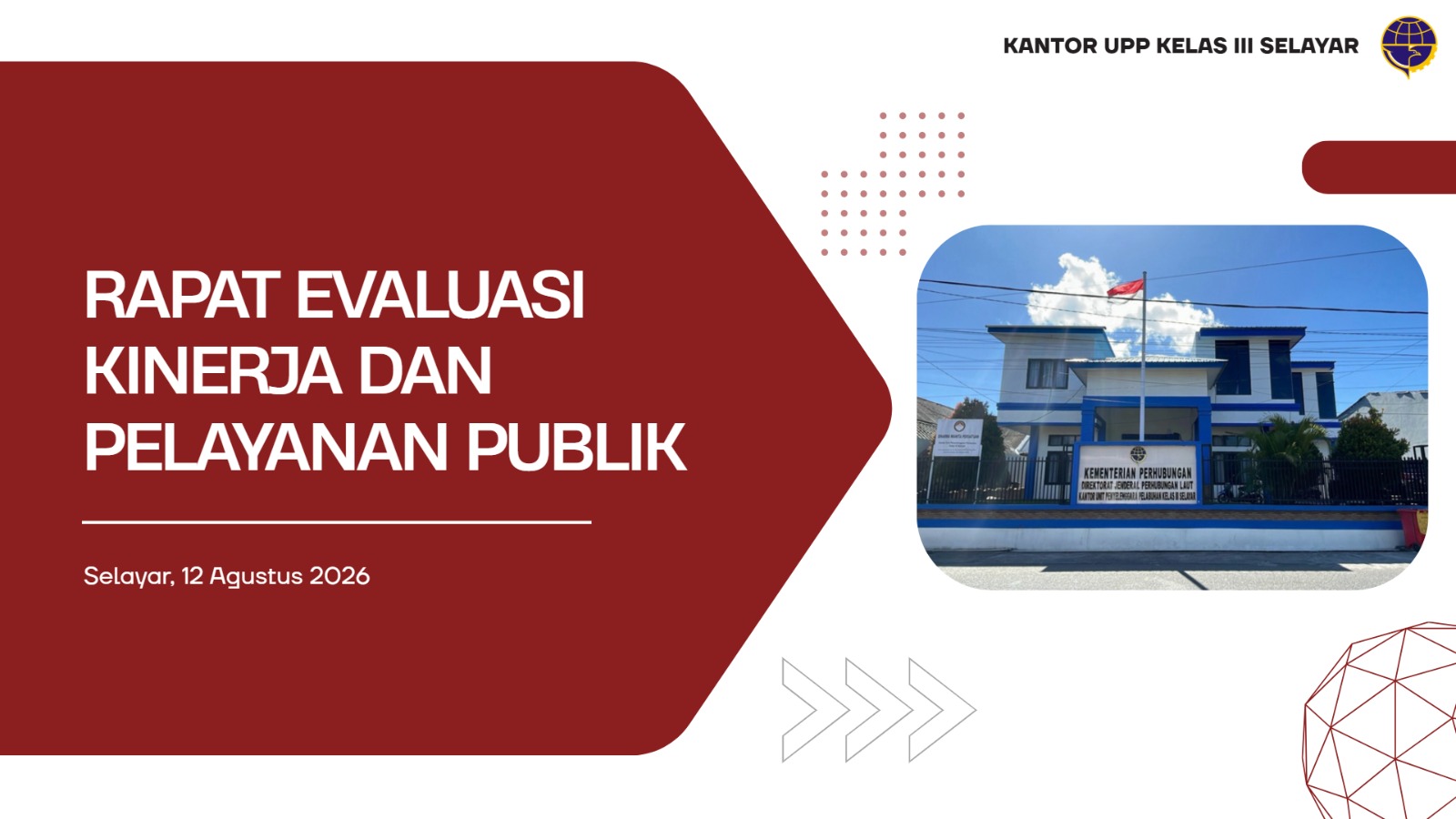 Rapat Evaluasi Kinerja dan Pelayanan Publik - Publikasi/30